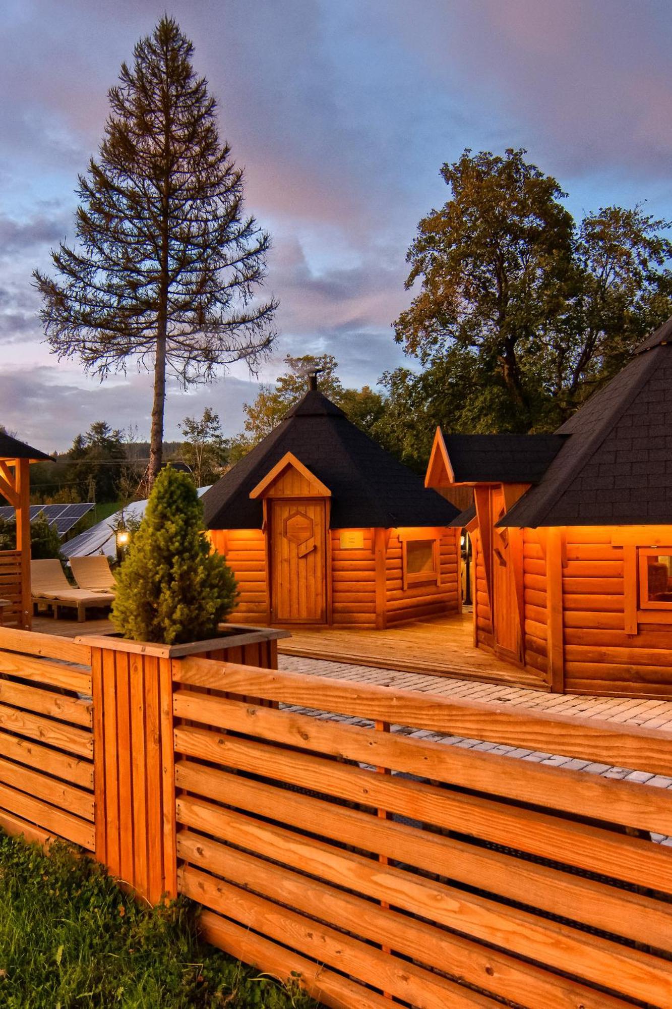 Willa Krolewska - Wellness Spa - Widokowe Pokoje I Apartamenty Kościelisko Buitenkant foto
