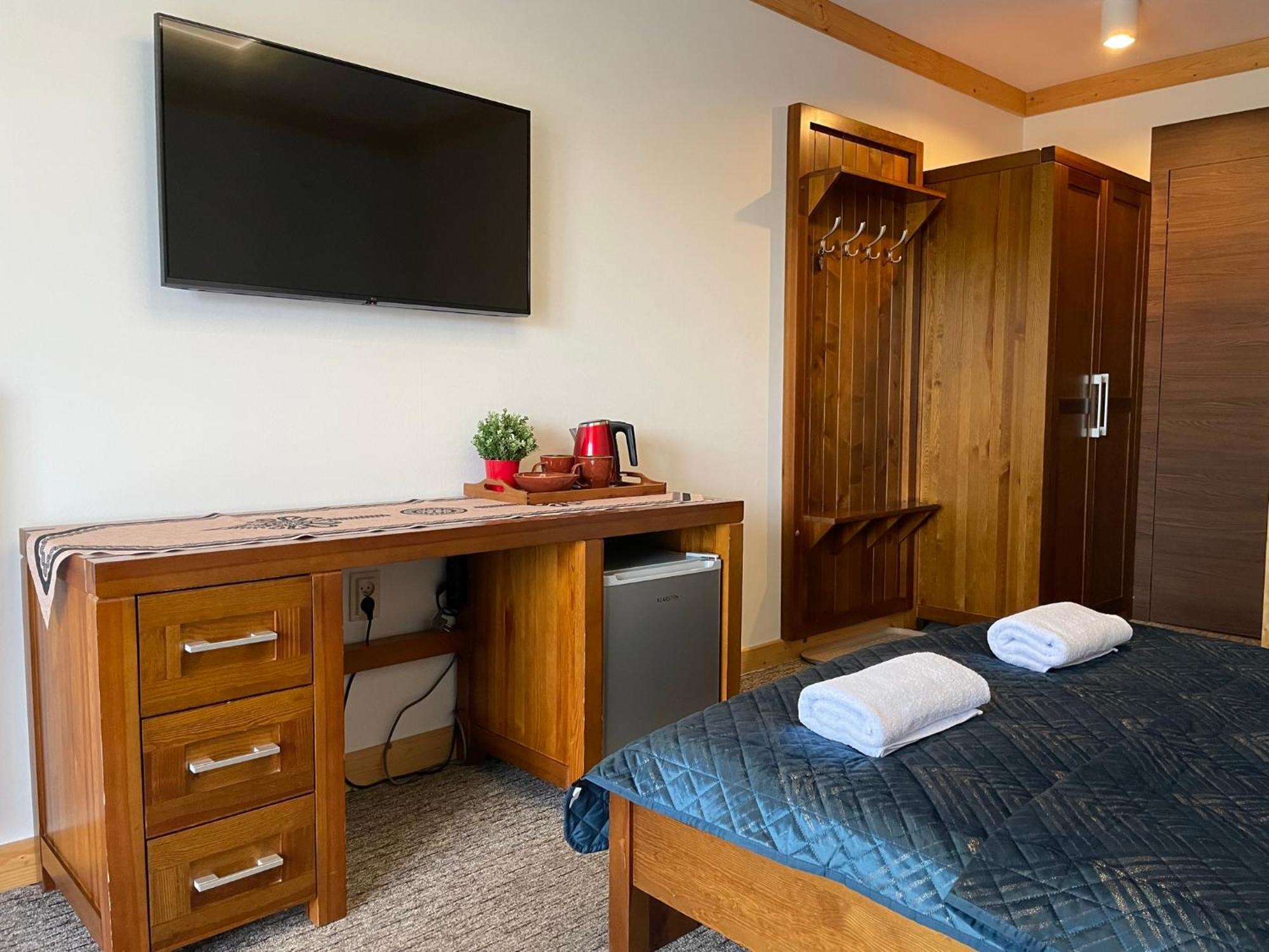 Willa Krolewska - Wellness Spa - Widokowe Pokoje I Apartamenty Kościelisko Buitenkant foto